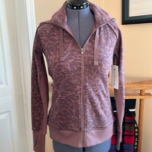 Gorgeous athletic jacket, new with tags 🏷